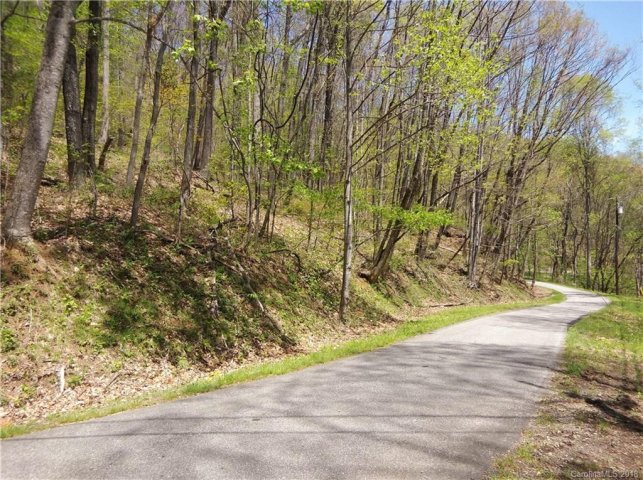 811 Dogwood Trail sold home in Eagles Nest Mountain, Waynesville, NC