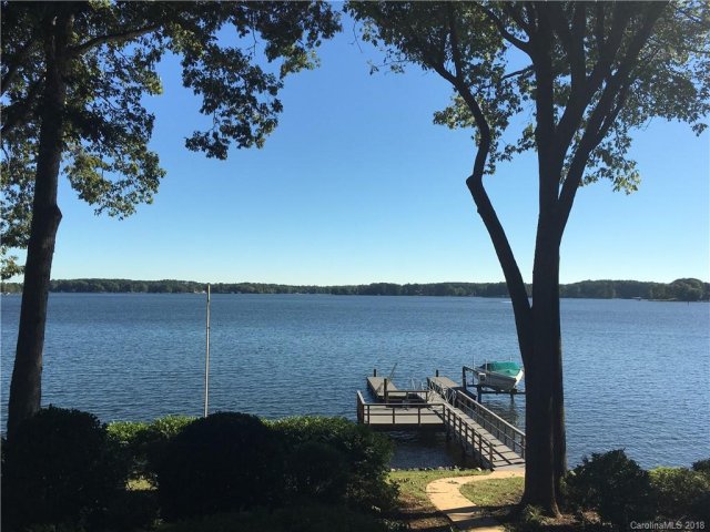 8017 Blue Water Court D32 sold home in Westport Peninsula, Denver, NC