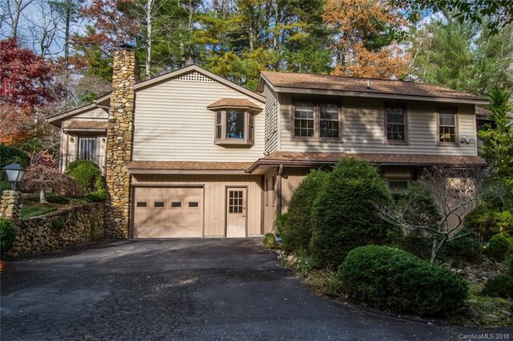 104 Mary Place sold home in Flat Rock Forest, Flat Rock, NC
