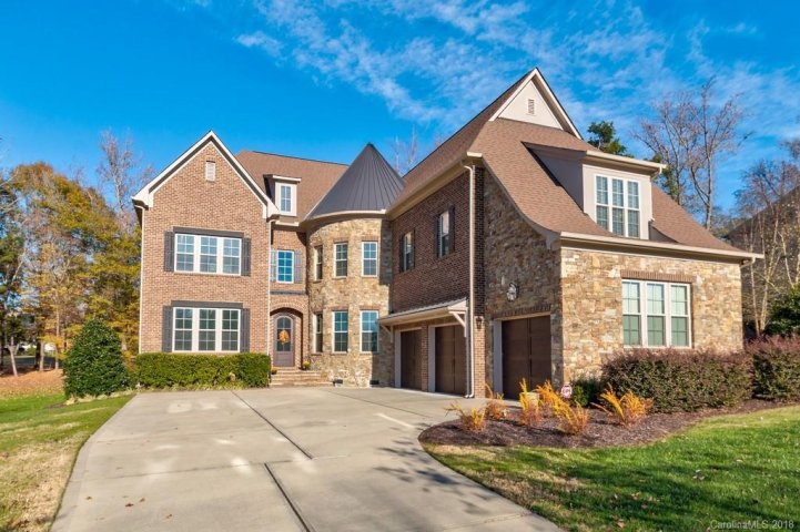 1368 Shinnecock Lane sold home in Firethorne, Fort Mill, SC