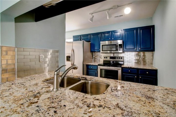 1926 Slater Ridge Drive sold home in Slater Ridge, Charlotte, NC