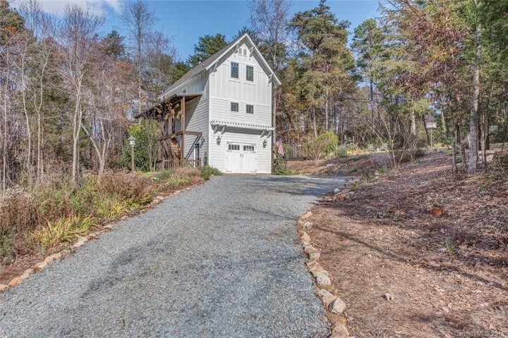 13716 River Shore Drive sold home in Woody Point Acres, Charlotte, NC