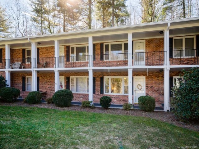 102 Boyd Drive 1A sold home in Flat Rock Manor, Flat Rock, NC