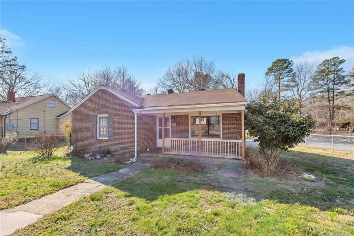319 S Myrtle School Road sold home in Love Heights, Gastonia, NC