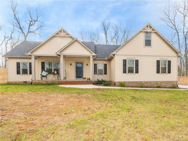 2912 Buffalo Shoals Road sold home in Ivey Ridge, Maiden, NC