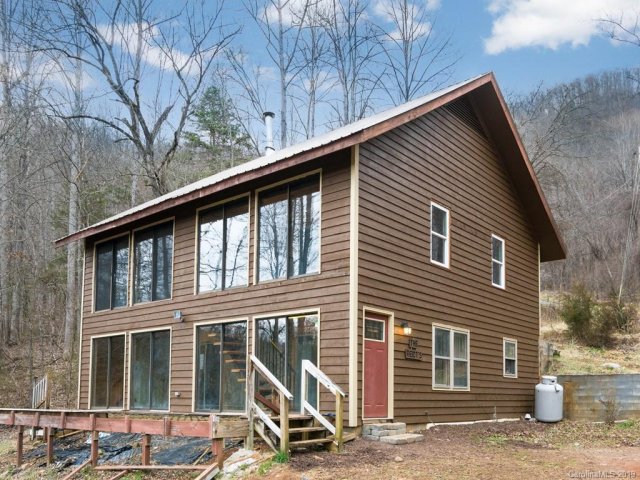 323 Black Mountain Road sold home in LaPorte Acres, Cullowhee, NC