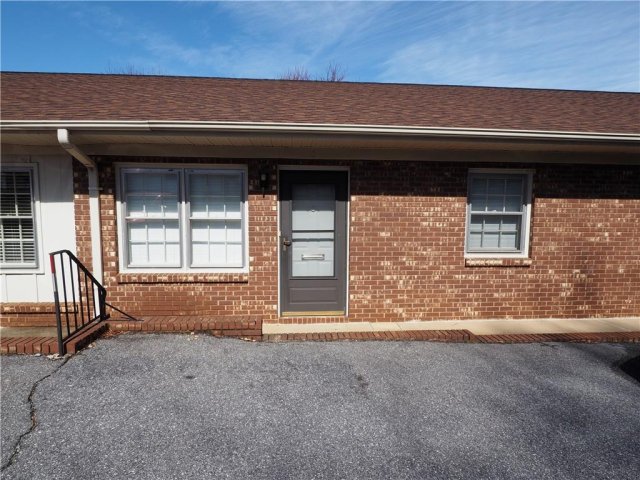 525 12th Street sold home in Grandview Terrace, Hickory, NC