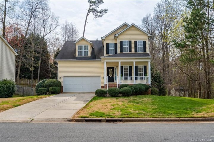 3017 Glen Summit Drive sold home in Providence Glen, Charlotte, NC