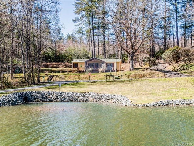 386 Hs Dalton Road sold home in Willow Lake, Hendersonville, NC