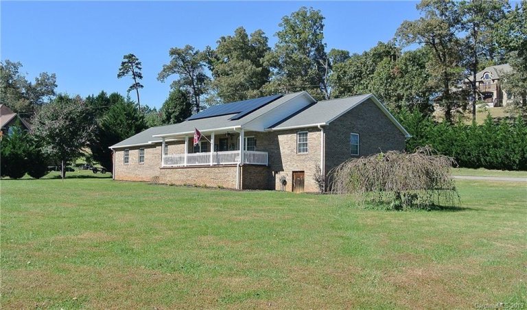8 Big Sky Drive sold home in Red Oak Plantation, Leicester, NC