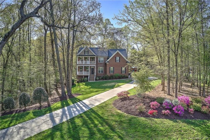 323 Laurel Crest Drive sold home in Laurel Crest, Kannapolis, NC