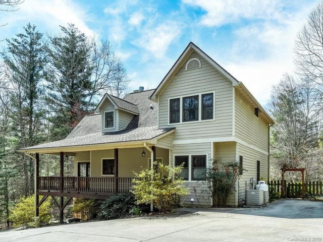 19 Shadow Brook Drive sold home in Shadow Brook, Flat Rock, NC