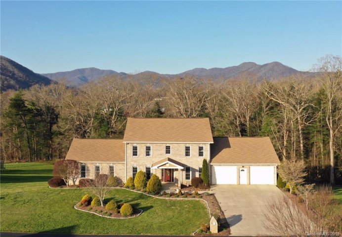 92 Big Sky Drive sold home in Red Oak Plantation, Leicester, NC