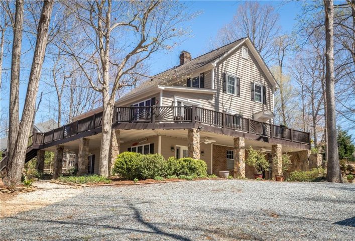 762 Mountain Shore Drive sold home in High Rock Mountain Shores, Denton, NC