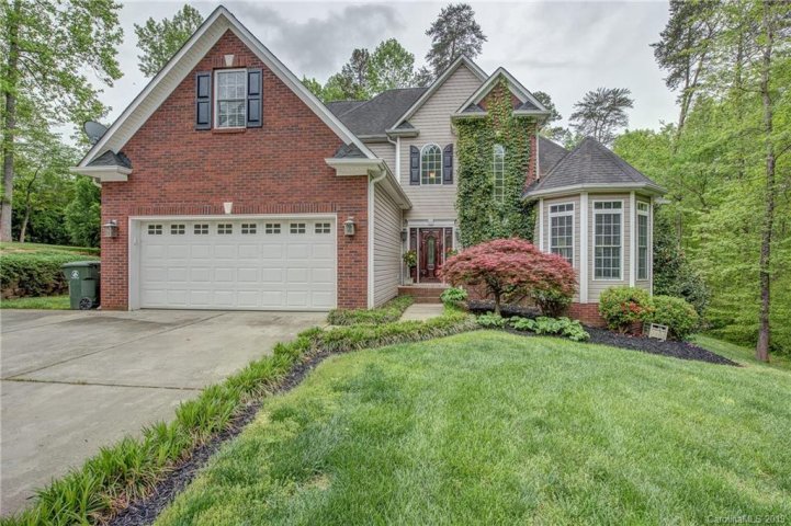 711 Crystal Lynn Drive sold home in Lauren Woods, Lowell, NC