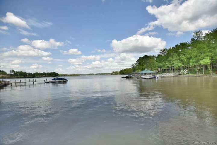1486 Greenmoor Road sold home in Lake Wylie, Rock Hill, SC