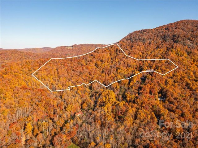 99999 Meadow Lane sold home in Sugar Hollow, Fairview, NC