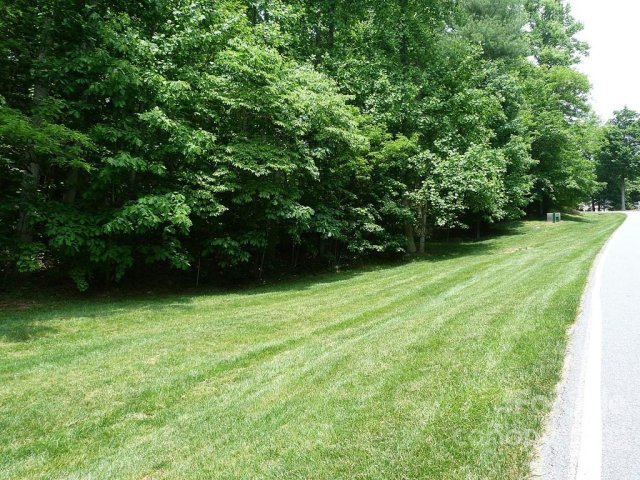 201 Bent Pine Trace active home in Champion Hills, Hendersonville, NC