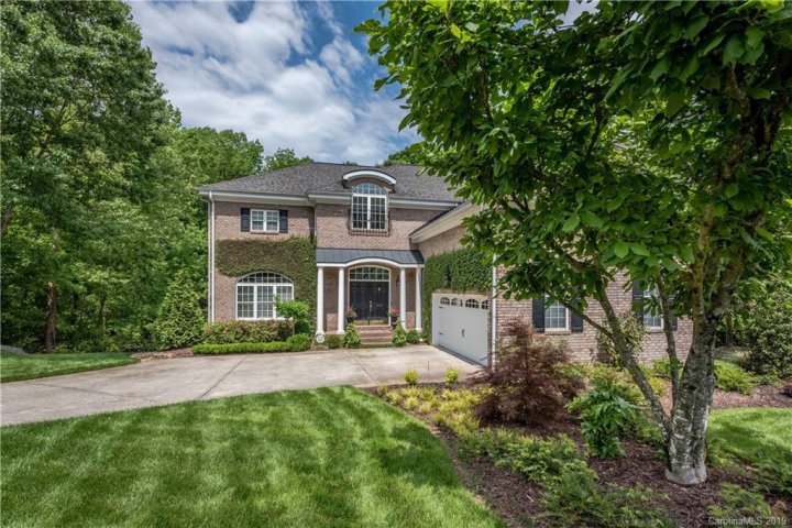 9315 Fairchild Lane sold home in Holly Hill Farms, Charlotte, NC