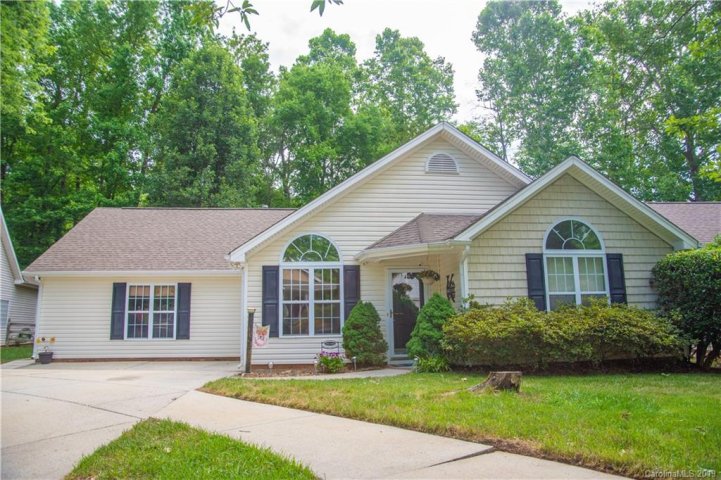 13618 Glencreek Lane sold home in Glenwyck, Huntersville, NC