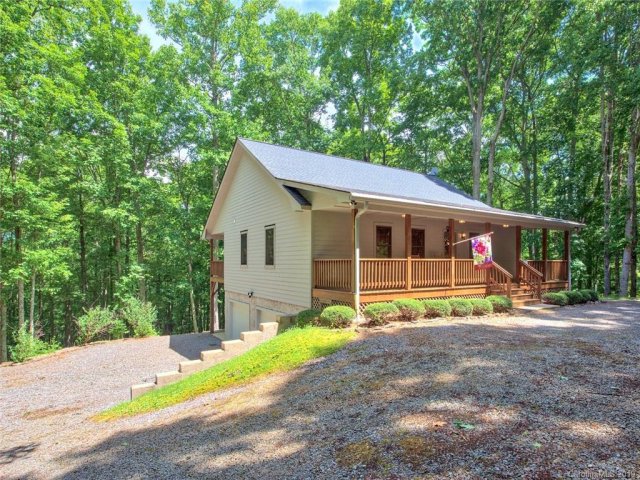 12 Tillarock Lane sold home in Woodstream, Waynesville, NC