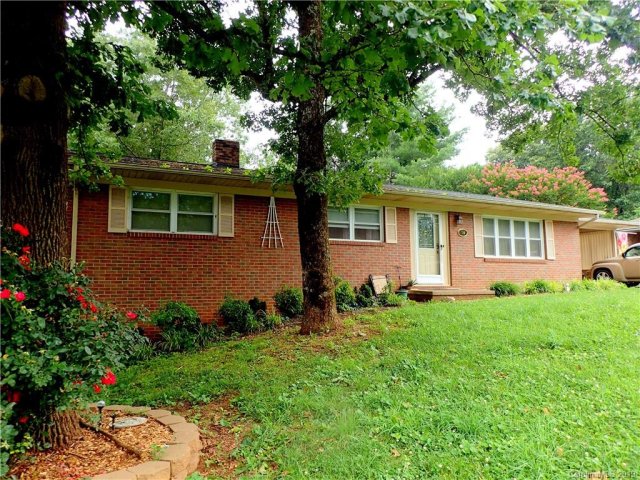 114 Hilltop Avenue sold home in Lakeview Acres, Valdese, NC