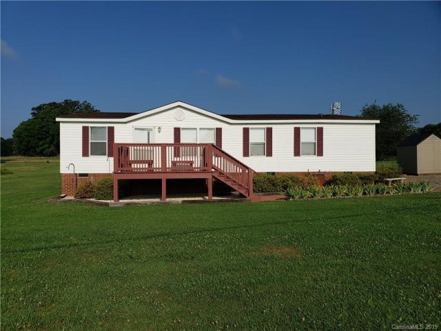 107 Riverfield Drive sold home in Ridgecrest, Statesville, NC