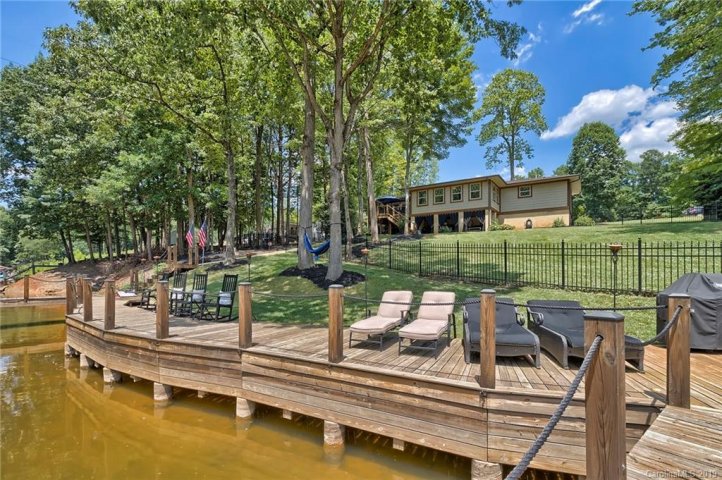 158 Honeydew Circle sold home in Crescent Land and Timber, Troutman, NC