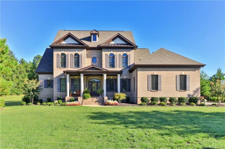 1007 Princessa Drive sold home in Quintessa, Wesley Chapel, NC