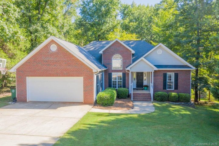2119 Westminster Lane sold home in Buckingham, Matthews, NC