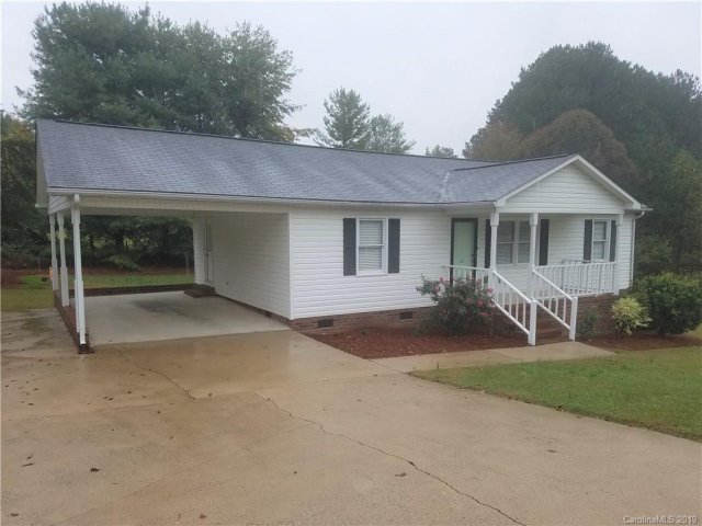 113 Mountain Meadows Drive sold home in Mountain Meadows, Bessemer City, NC