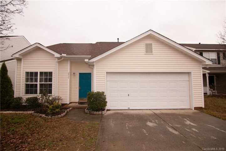 2434 Summer Meadow Court sold home in Sunset Village, Charlotte, NC