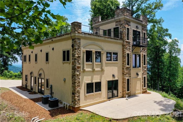 49 Castle Court 60 sold home in The Sanctuary of Tryon, Columbus, NC