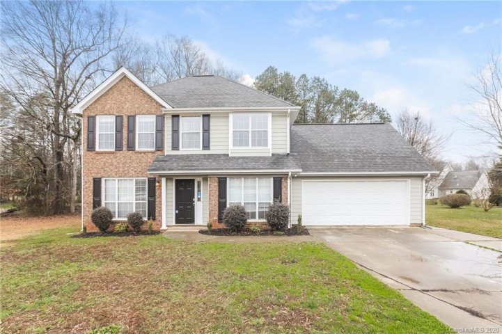6133 Colchester Lane sold home in Buckingham, Matthews, NC