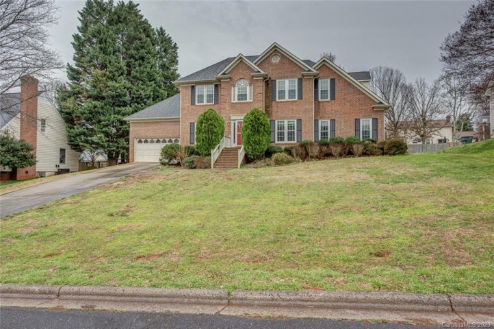 2141 Wayles Court sold home in Jefferson Woods, Gastonia, NC