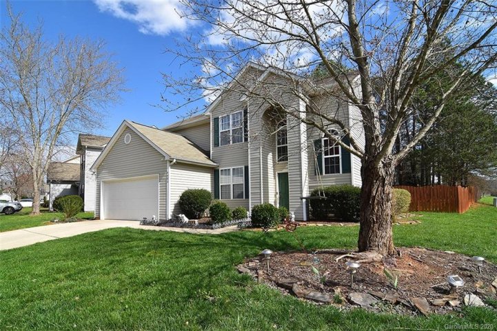 6404 Gatesville Lane sold home in Mckee Woods, Charlotte, NC