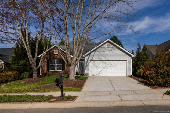 6419 Gatesville Lane sold home in Mckee Woods, Charlotte, NC