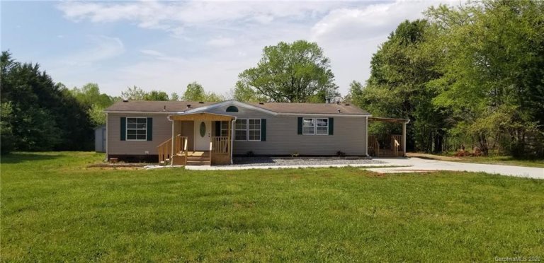 391 Branchwood Road sold home in Ridgecrest, Statesville, NC