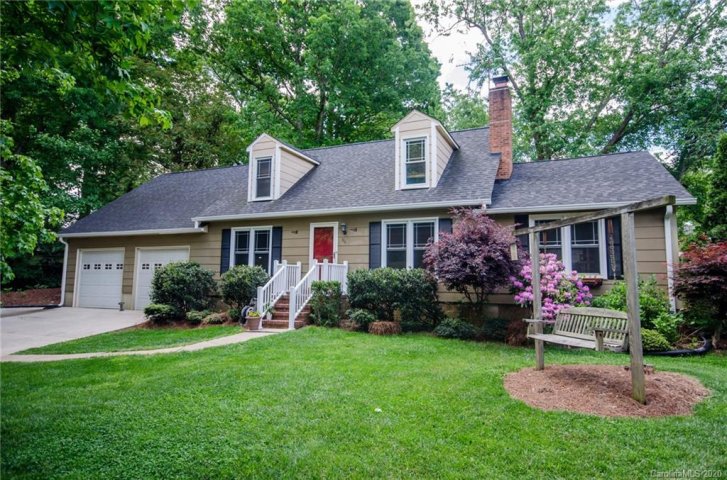 126 Pineview Court sold home in Danbury Forest, Statesville, NC