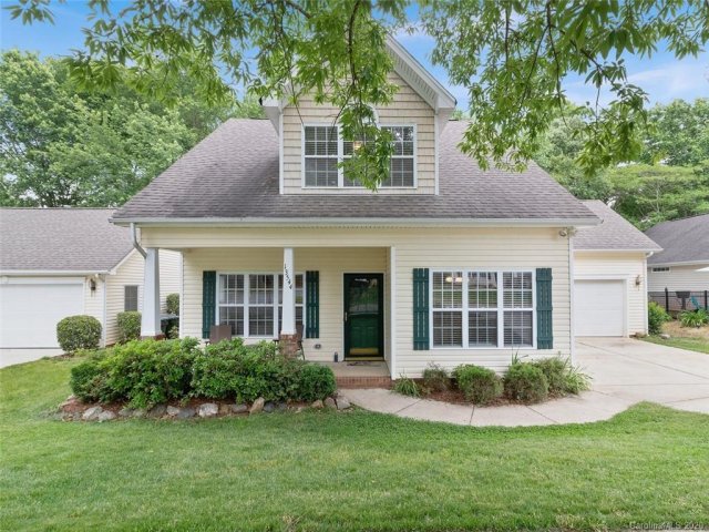 13544 Glencreek Lane sold home in Glenwyck, Huntersville, NC