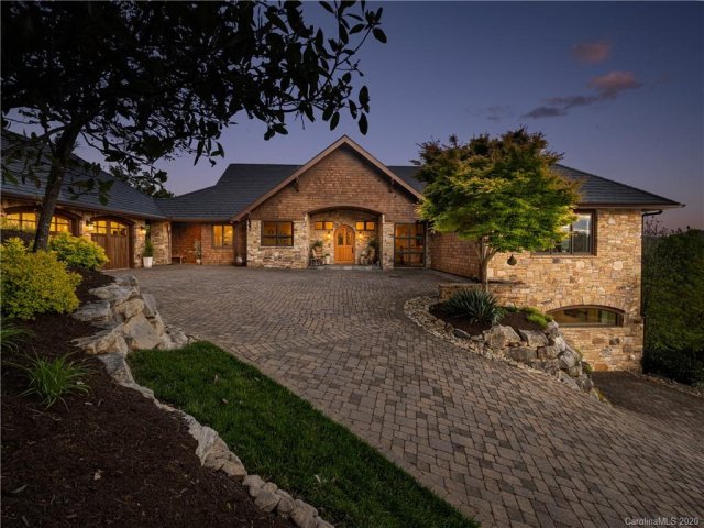 150 Black Oak Drive sold home in The Forest, Asheville, NC