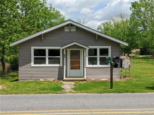410 Substation Street sold home in Barker Heights, Hendersonville, NC