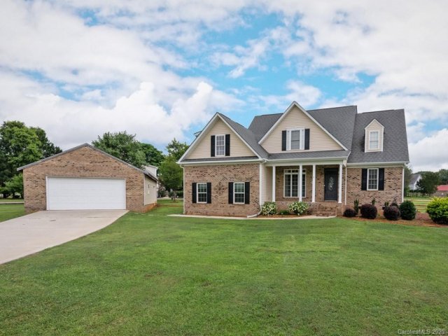 2921 Sweetgrass Lane sold home in Hidden Meadows, Monroe, NC
