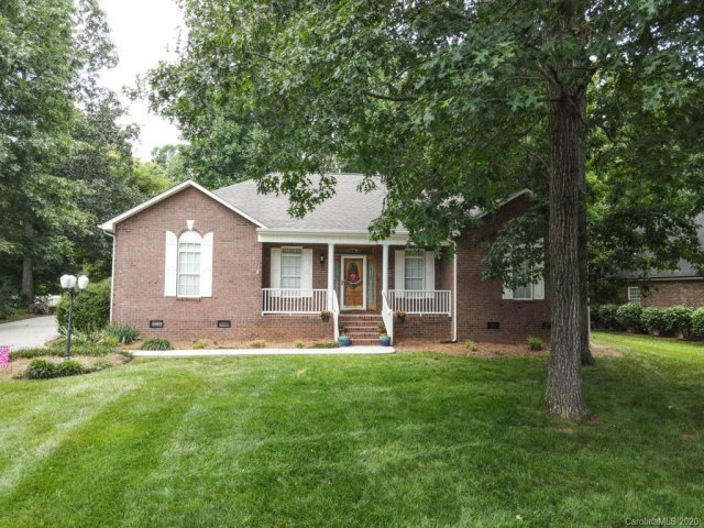 1554 Weatherwood Drive sold home in Weatherwood, Lincolnton, NC