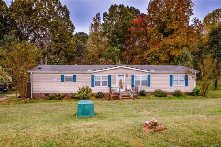 370 Westen Acres Drive sold home in Western Acres, Kannapolis, NC