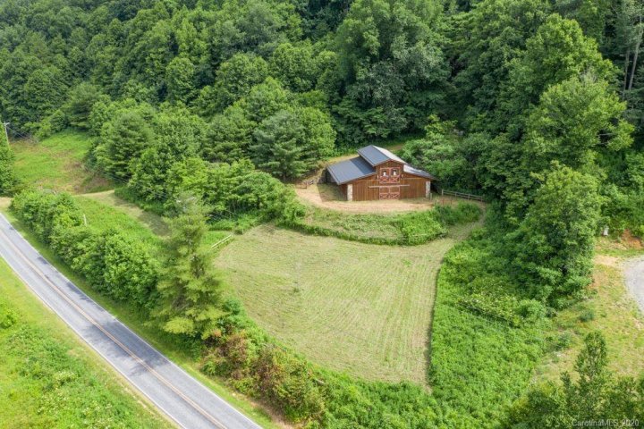 1976 Laurel Valley Road sold home in Trillium Glen, Mars Hill, NC