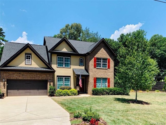 280 Catalina Drive sold home in Catalina Cove, Mooresville, NC