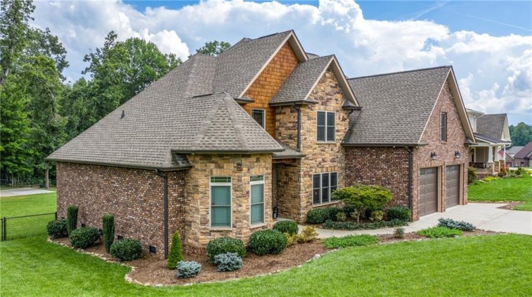 1491 Kensington Park Court sold home in ABERNETHY PARK, Hickory, NC