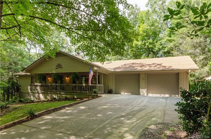 192 Sunrise Lane sold home in Laurel Lake Estates, Pisgah Forest, NC