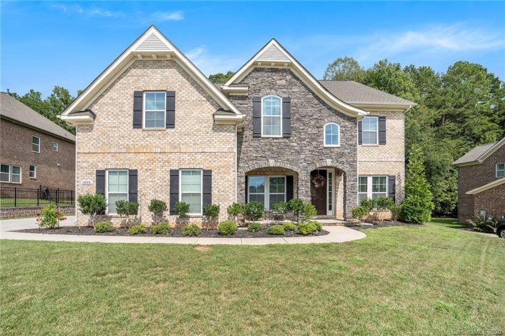 1805 Cavaillon Drive 17 sold home in Cavaillon, Waxhaw, NC
